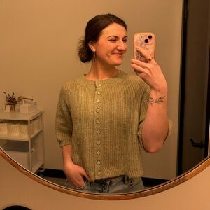 American Eagle light green short sleeved sweater